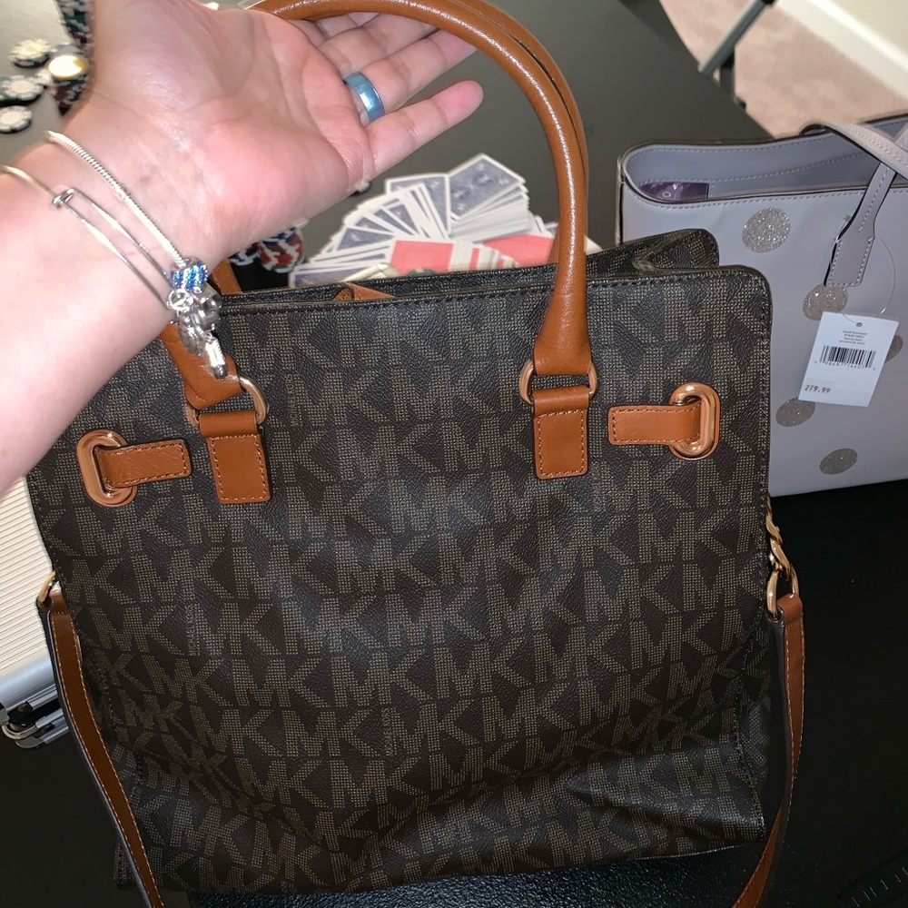 Authentic Michael Kors Large Hamilton - image 2